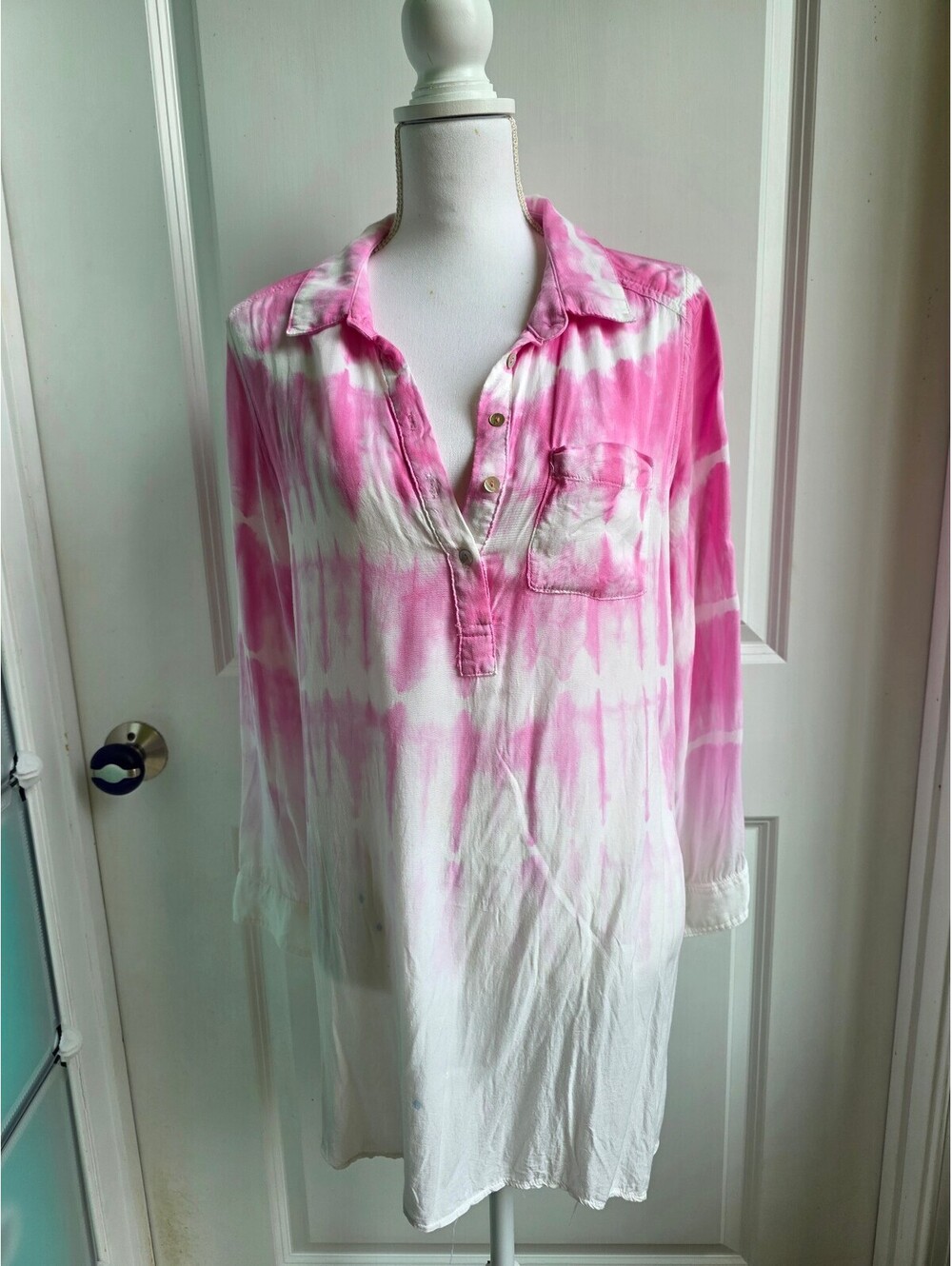 Umgee USA Tye Dye Pink/ White Long (tab) Sleeve Tunic Beachy Boho Buttons Sz M